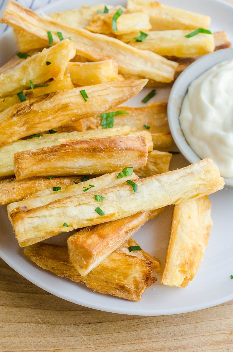 Crispy yuca fries 