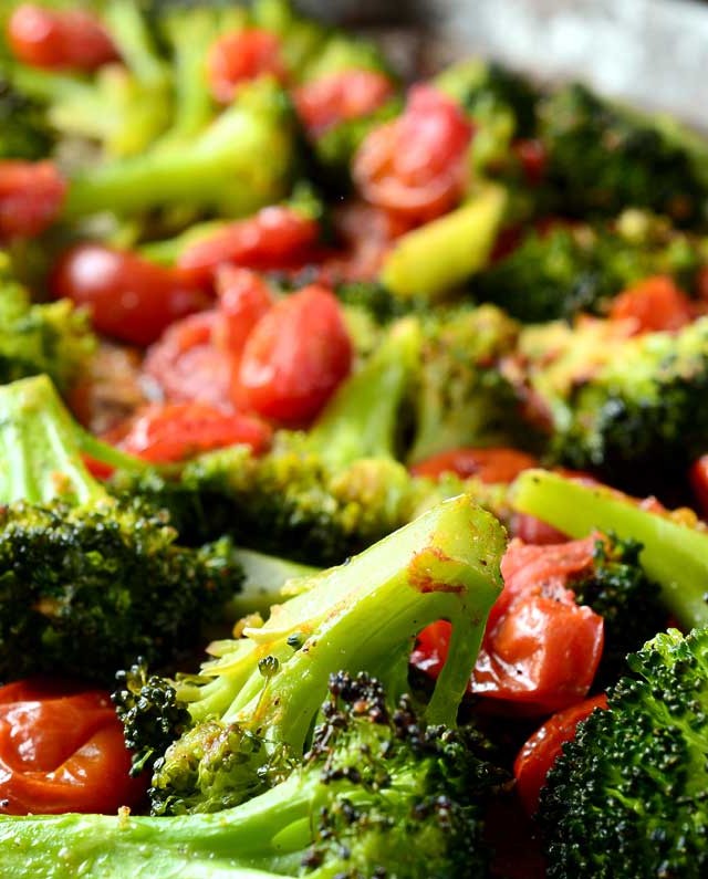 Roasted Broccoli And Tomatoes Life S Ambrosia